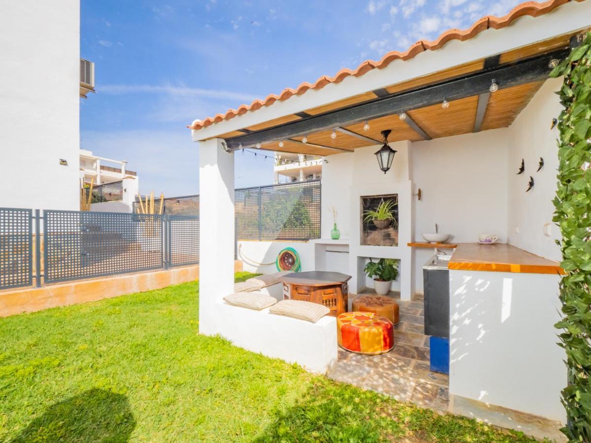 Cubo'S Hostal William'S Sunny 5 With Breakfast トレ・デ・ベナガルボン エクステリア 写真