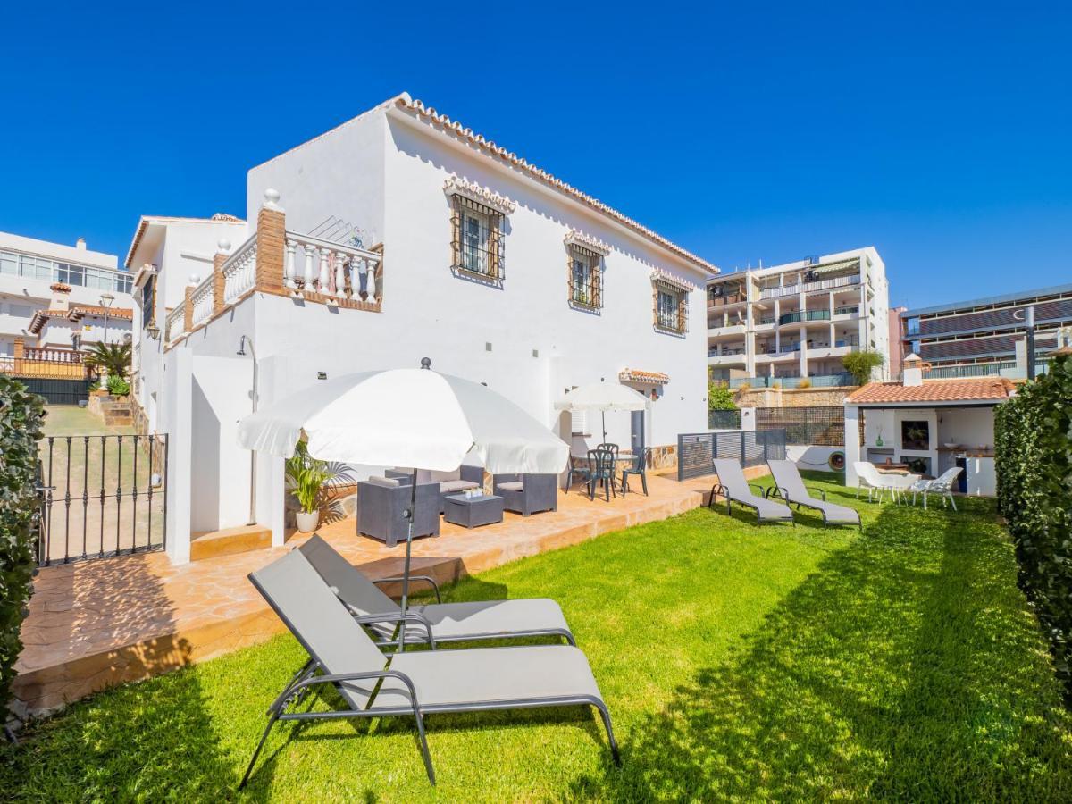 Cubo'S Hostal William'S Sunny 5 With Breakfast トレ・デ・ベナガルボン エクステリア 写真