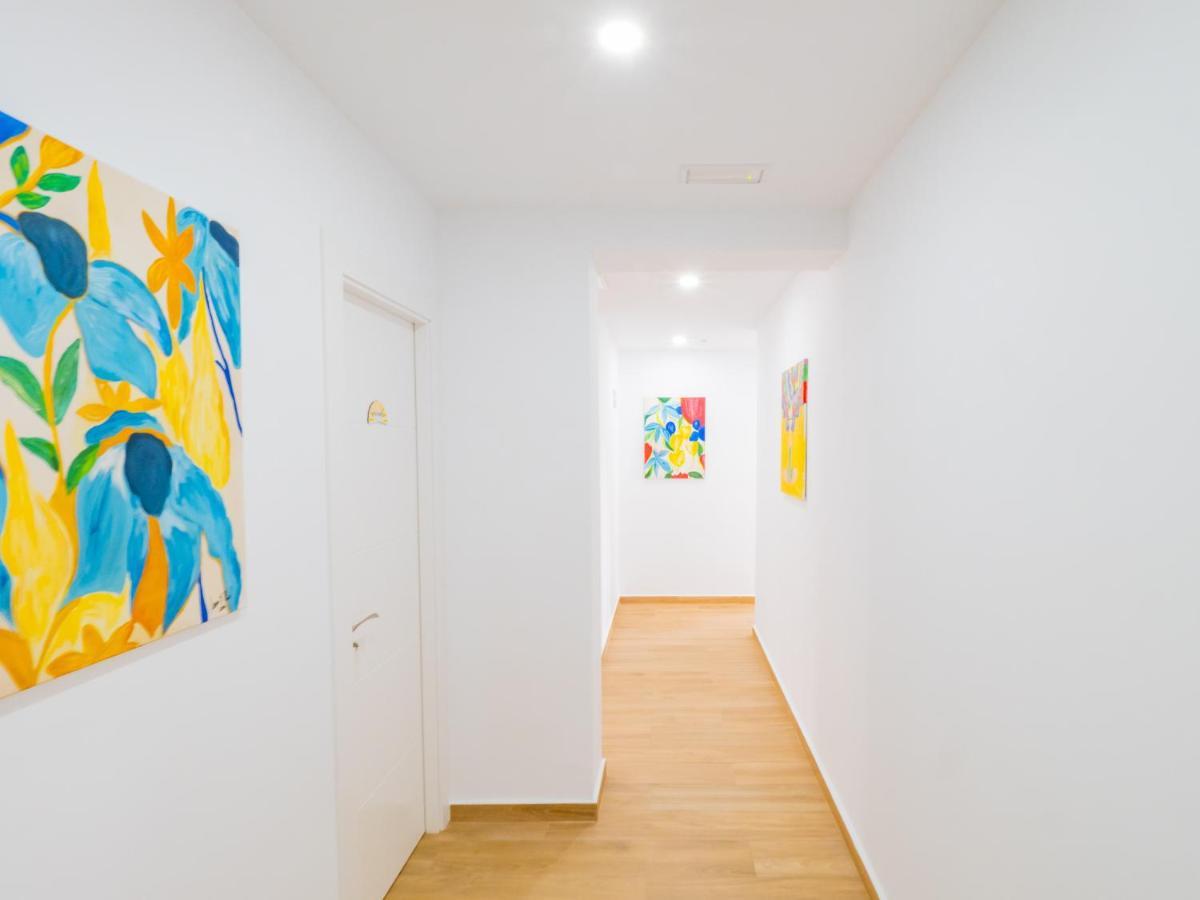 Cubo'S Hostal William'S Sunny 5 With Breakfast トレ・デ・ベナガルボン エクステリア 写真
